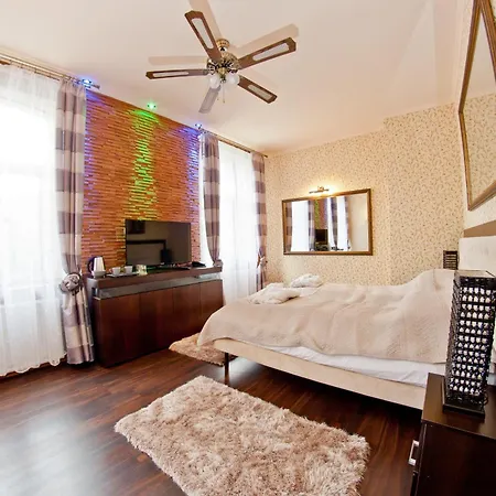 Palac Saturna 4*