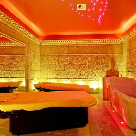 Palac Saturna 4* Czeladź